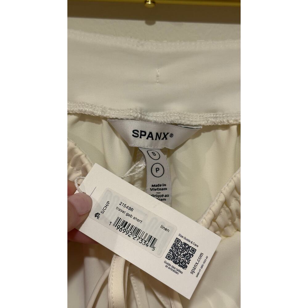 NWT SPANX Travel Gab Shorts in Linen - Size S - Picture 5 of 6